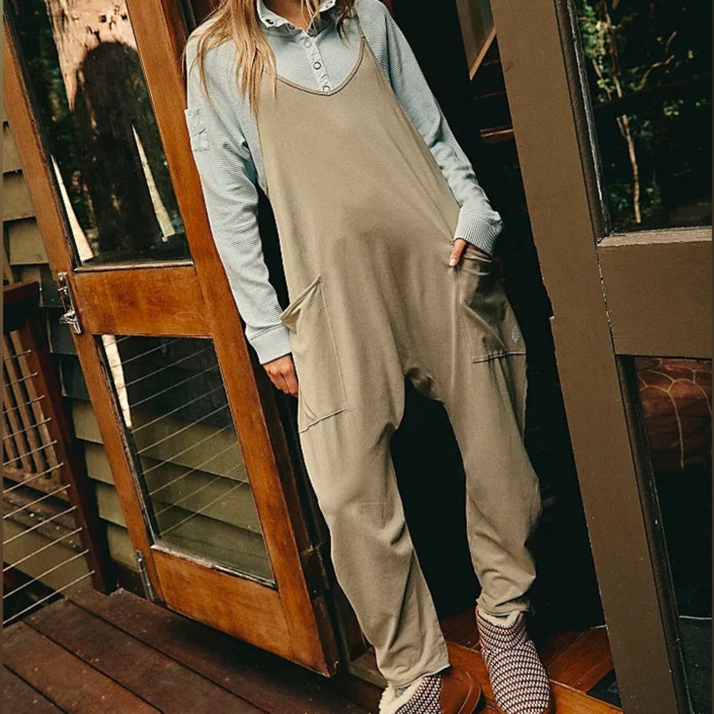 Free People Movement Hot Shot Onesie Stone Sz L Jumpsuit Romper Oversized